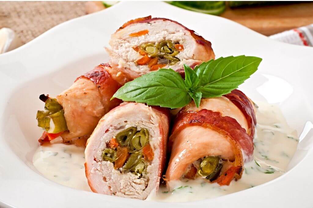 Rollos de Pollo Relleno de Verduras al Horno