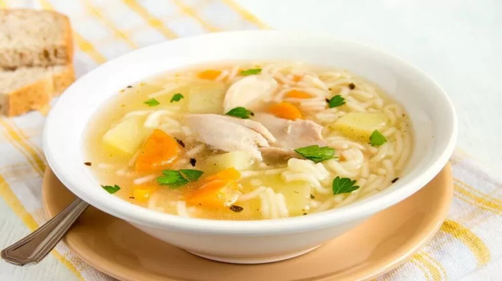 Receta de caldo de pollo casero