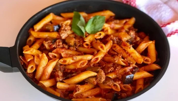 Receta de macarrones con carne picada y tomate