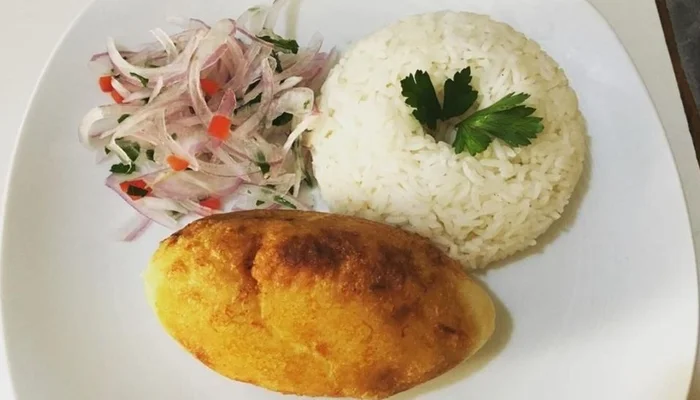Receta de papa rellena con arroz