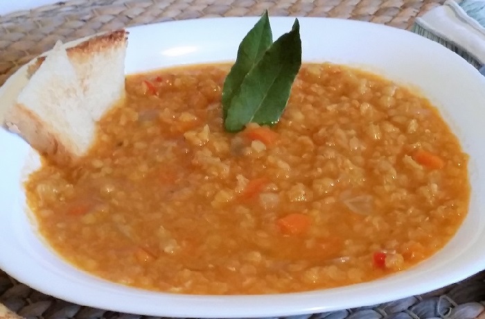 Receta de sopa de lentejas rojas egipcia