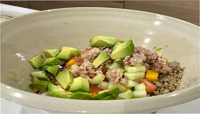 Receta de ensalada de quinoa y vegetales