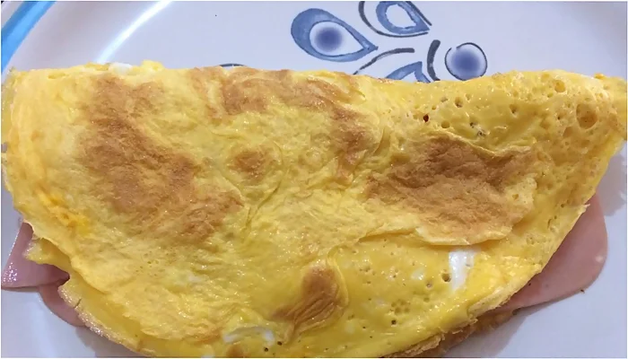 Receta de omelette de jamón y queso