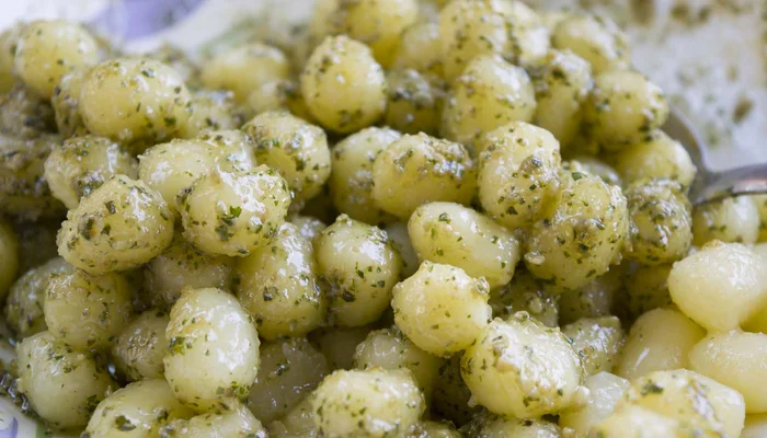 Receta de gnocchi al pesto