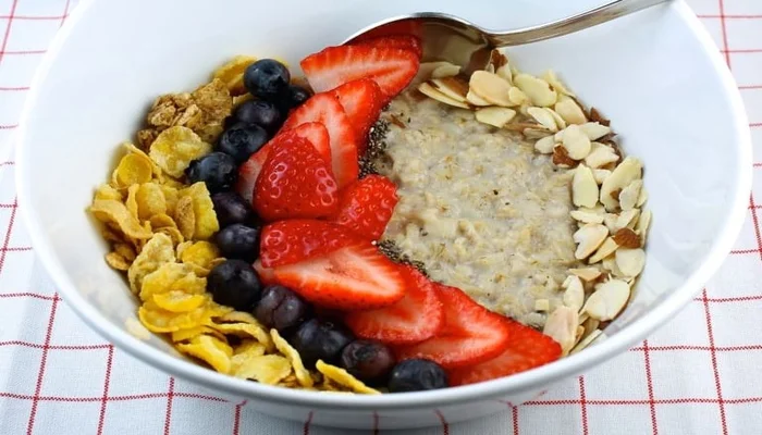 Receta de avena con frutas y nueces