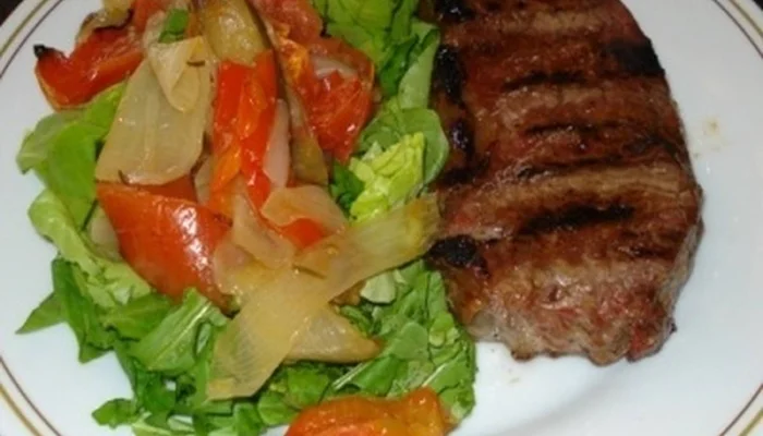 Receta de bife de chorizo con ensalada