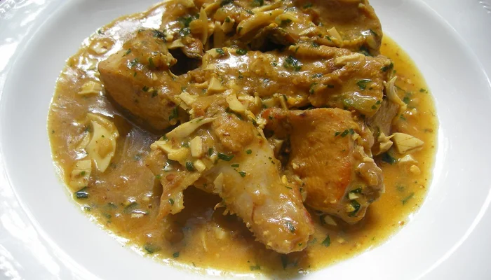 Receta de pollo en pepitoria